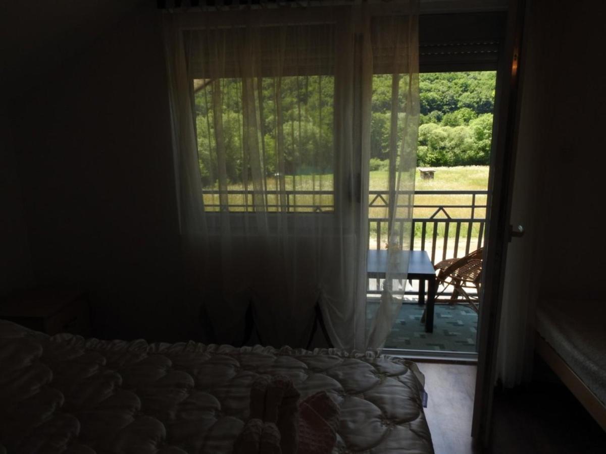 Omar & Una Apartmani Bihac Ngoại thất bức ảnh